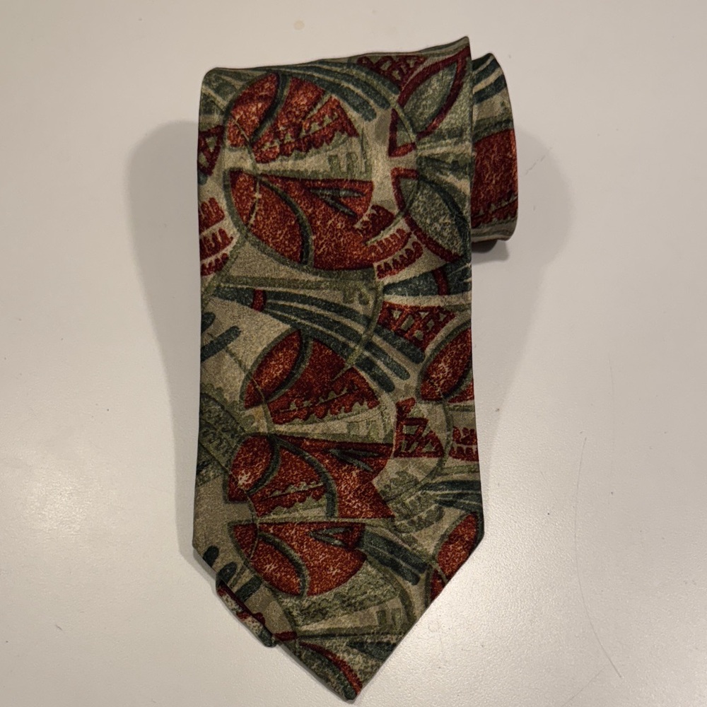 Christian Dior Monsieur Tie. Printed Polyester. Made in USA. Vintage.